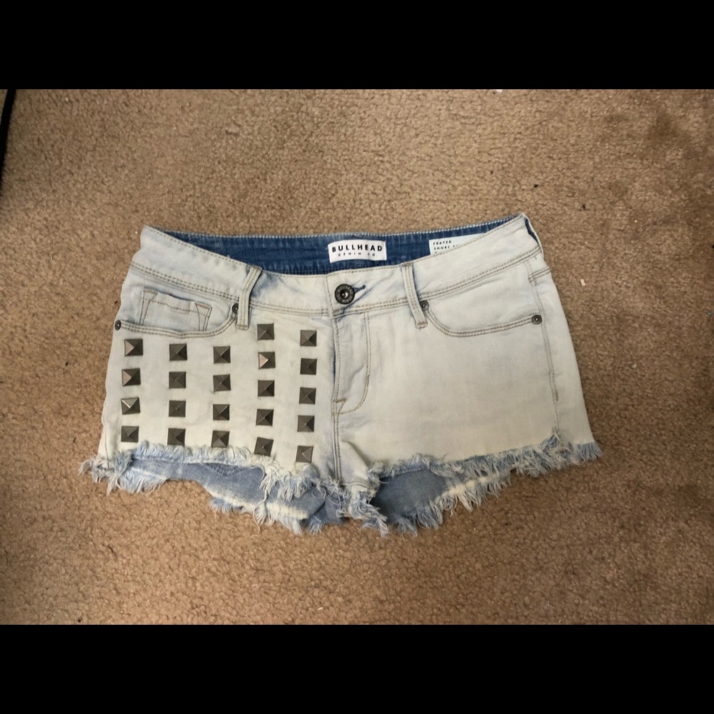 ✨Clearance 4 for $12✨ Bullhead Shorts